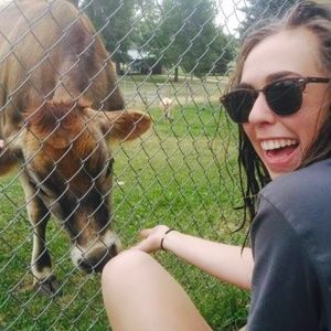 Meet your posher: Nattttttttt